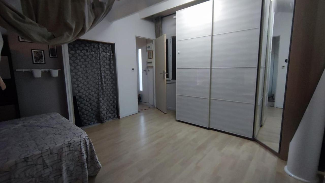 T2 Hyeres 5 Personnes Apartment Bagian luar foto